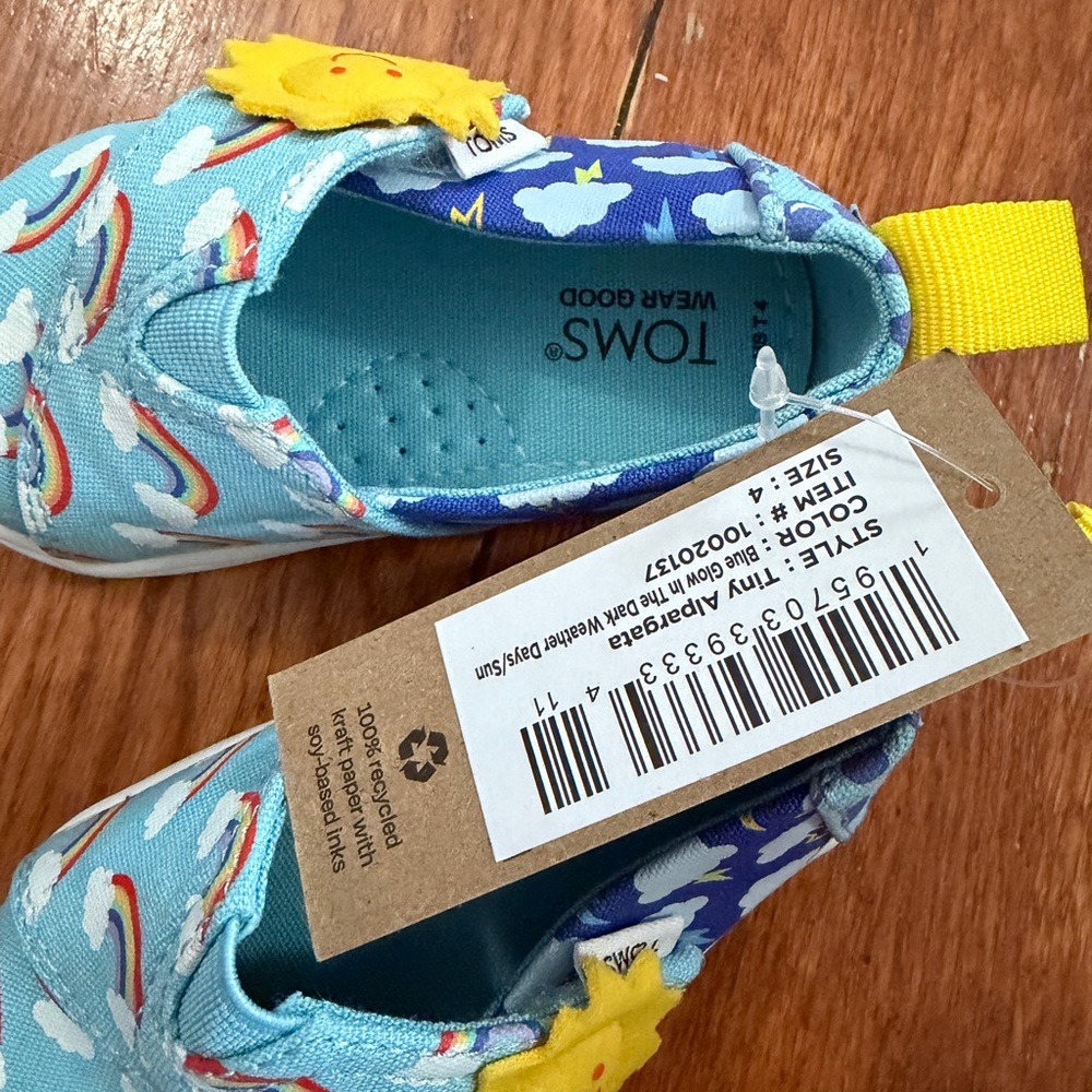 New TOMS Toddler Girl’s Blue Glow in the Dark Tiny Alpargata US Size 4C - Picture 8 of 9
